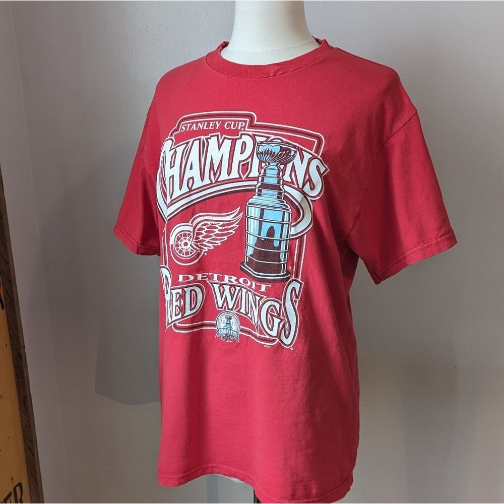 Vintage y2k 2002 Detroit Red Wings Stanley Cup Champions T-shirt Size L